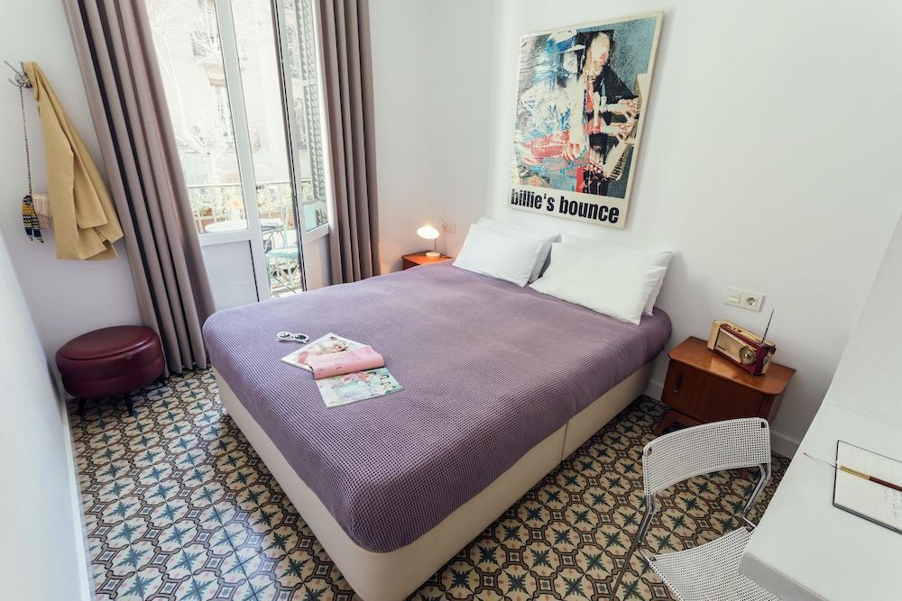 Numa L Roca Rooms & Apartments Barcellona Esterno foto