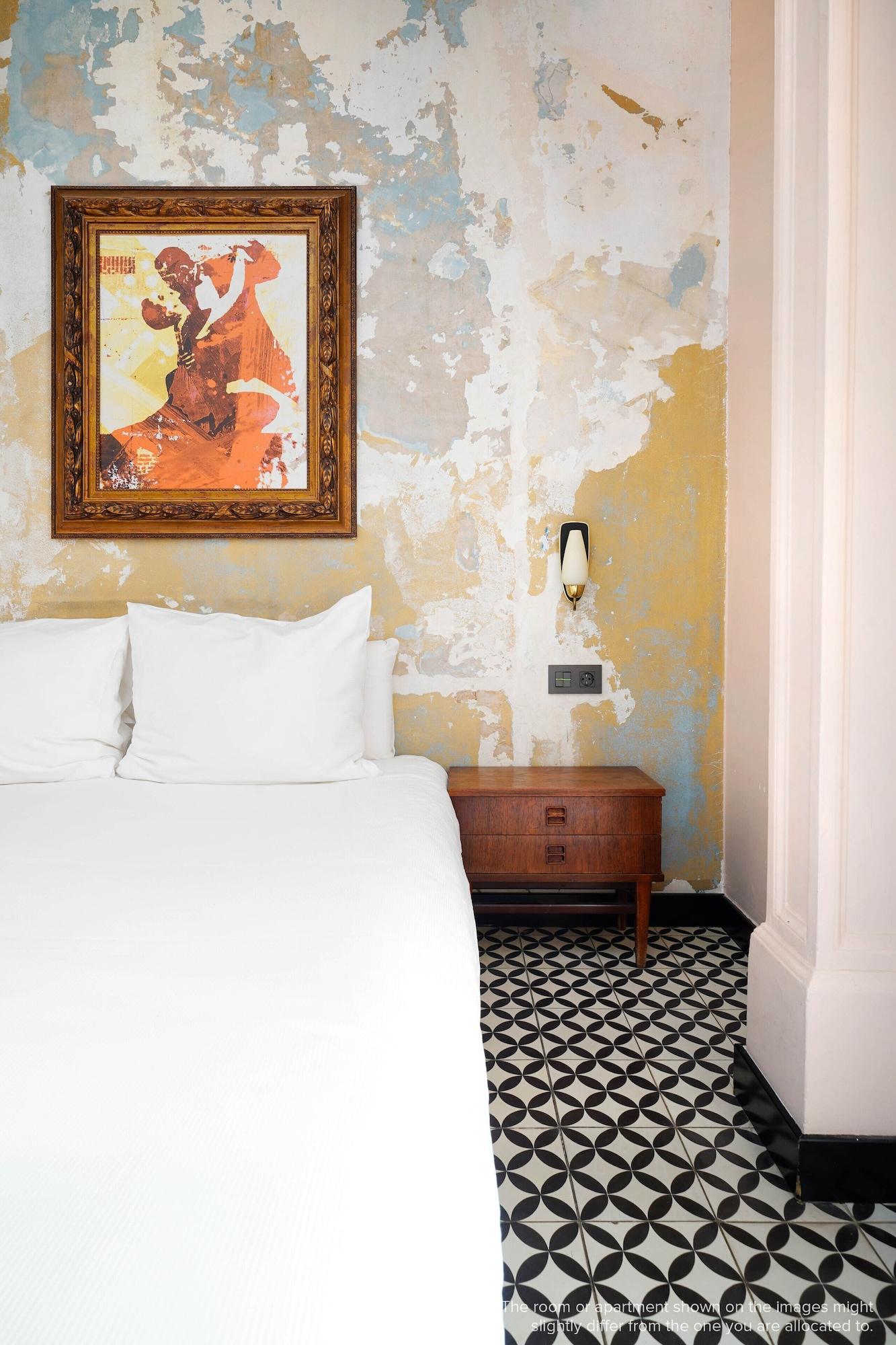 Aparthotel Numa Barcelona Roca Esterno foto