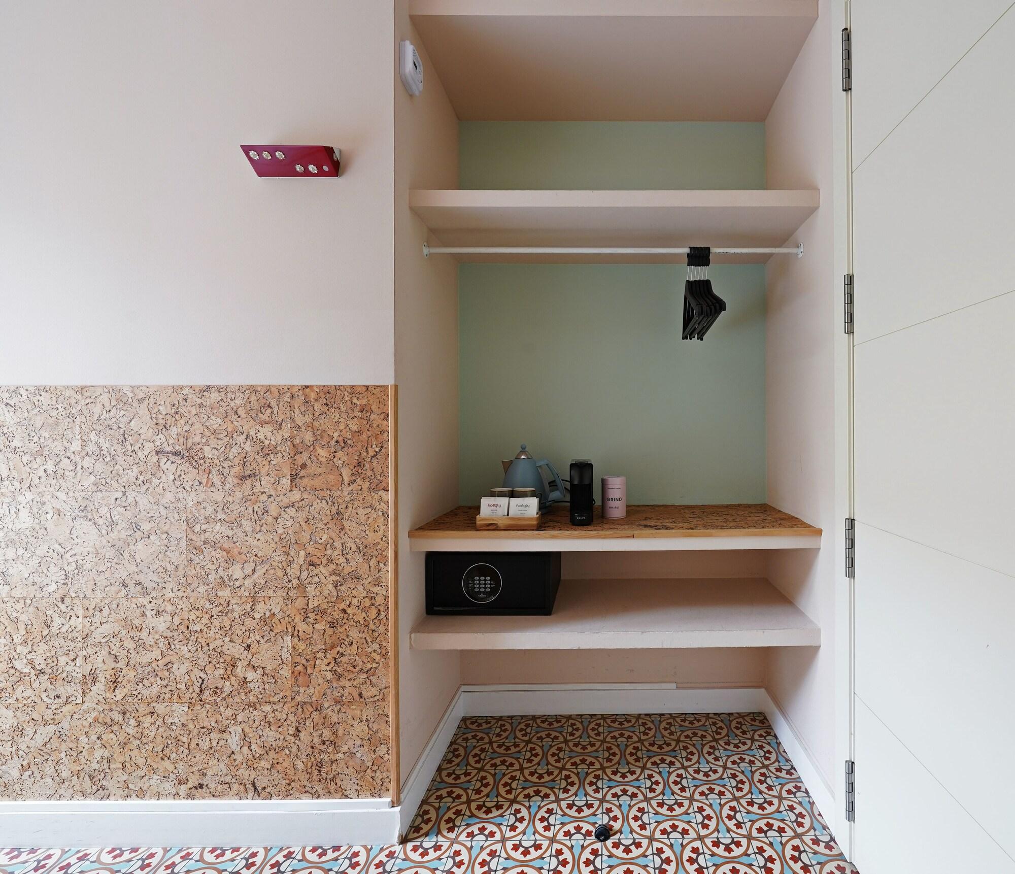 Aparthotel Numa Barcelona Roca Esterno foto